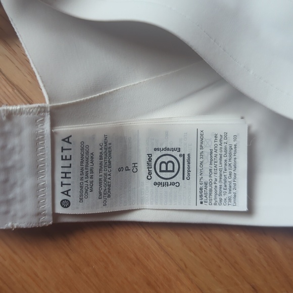 Athleta. Empower II Train Bra.  White. Size Small - Picture 7 of 8
